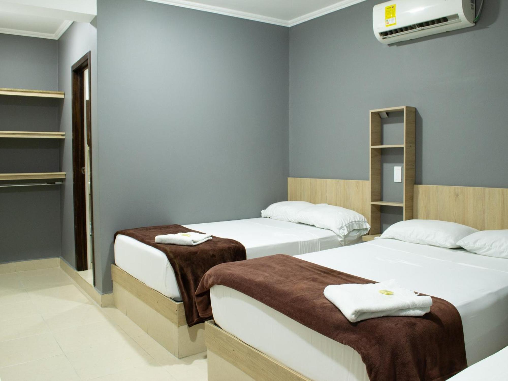 Hotel Ruisenor Itagui Exterior photo
